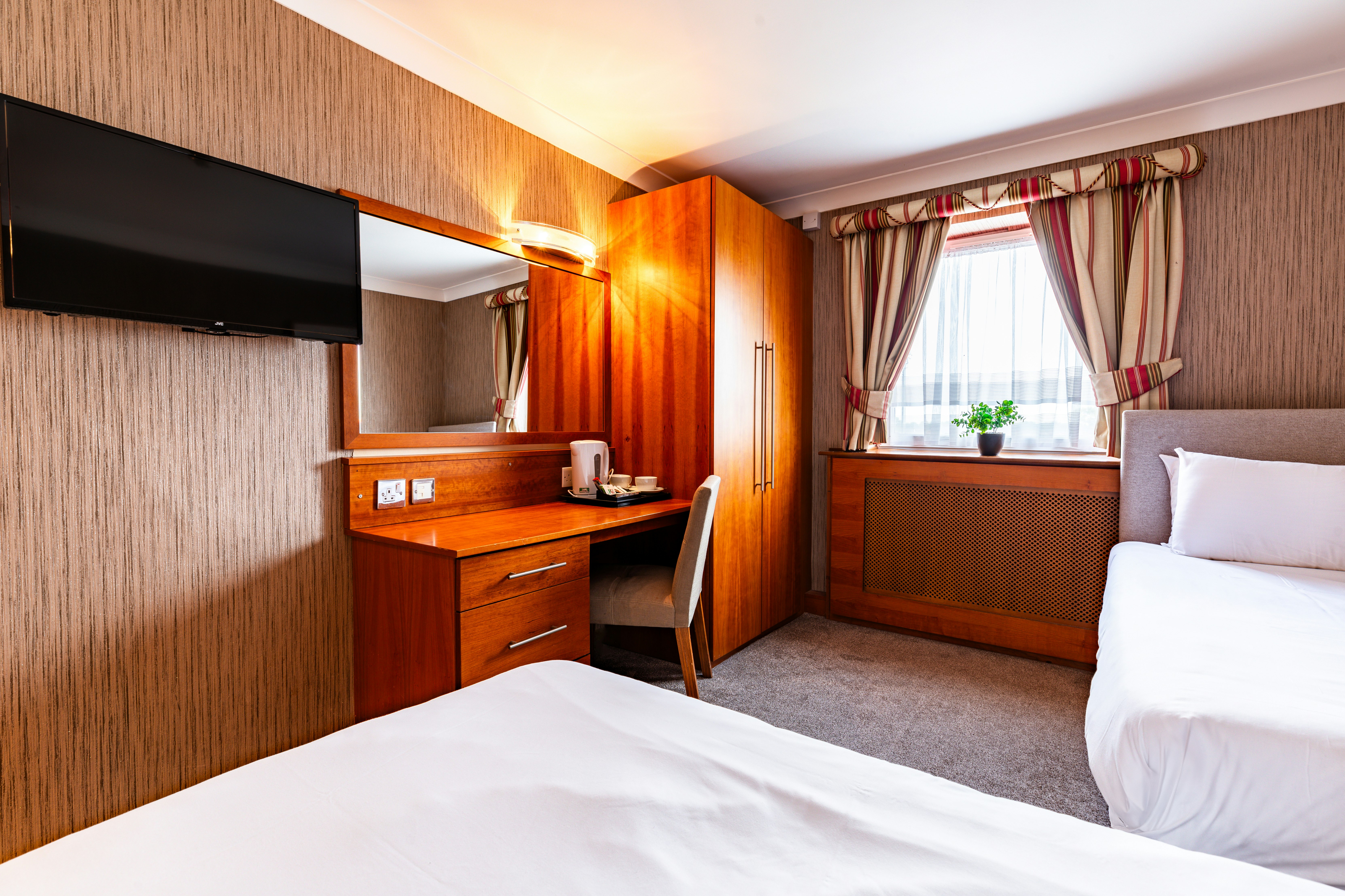 THE PARK HOTEL LIVERPOOL 11/37