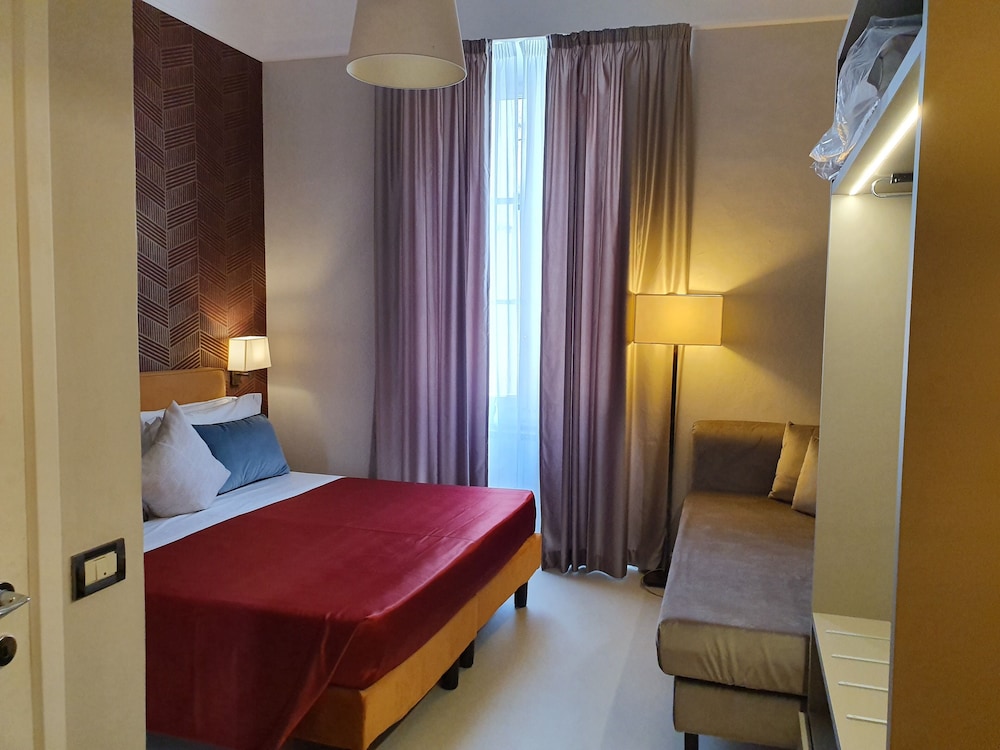 Hotel Maxim 32/72