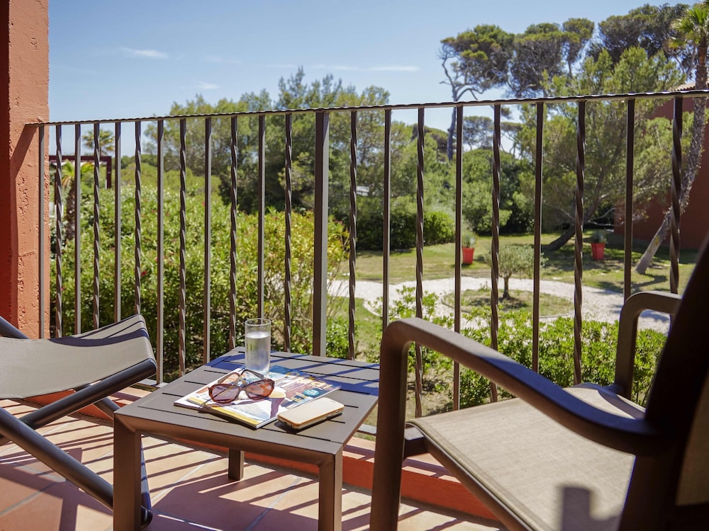 Ibis Hyeres Plage Thalassa 51/68