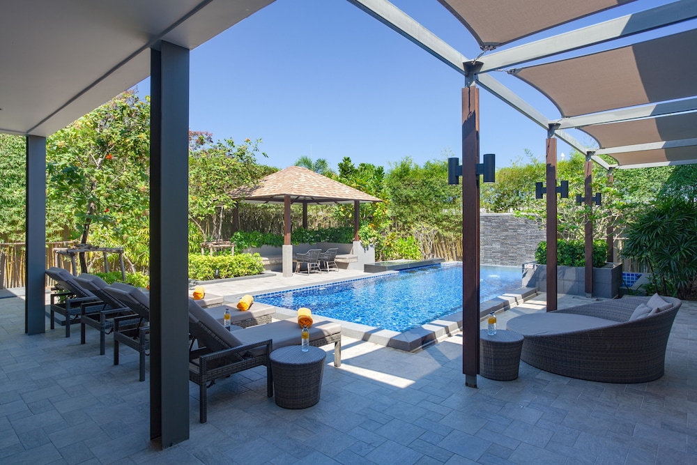 CASABAY Luxury Pool Villas 8/42
