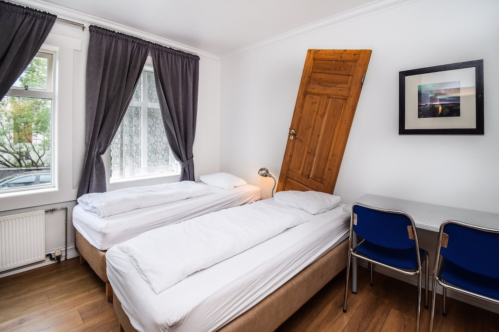 Guesthouse Aurora 26/65