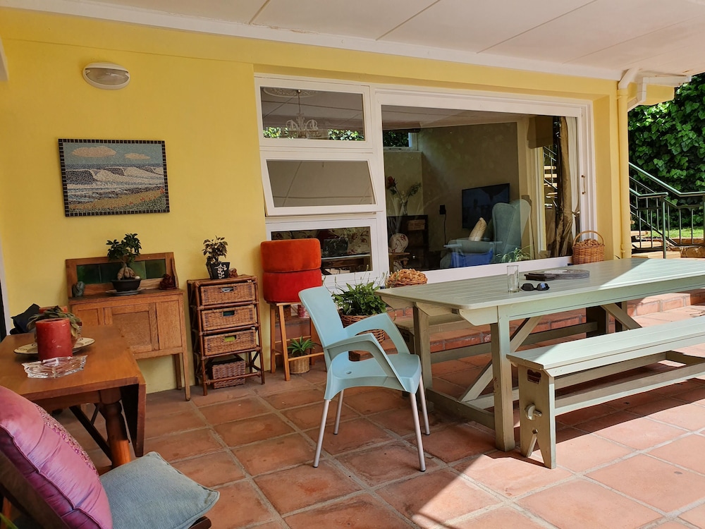 On Pinewood Guest House 35/47