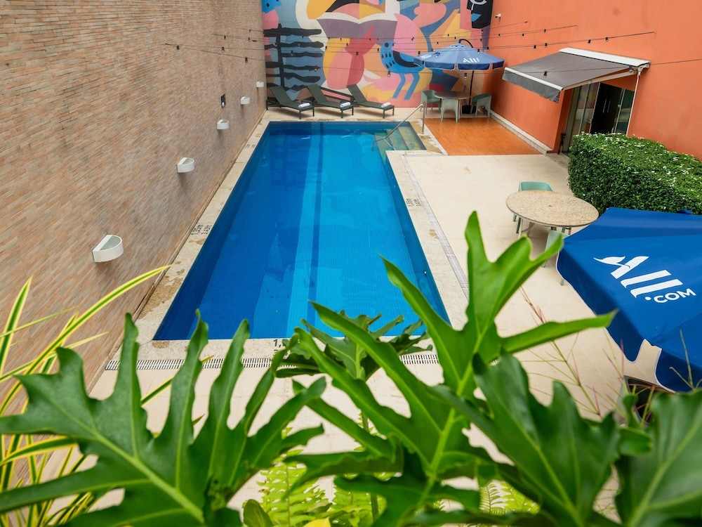 Ibis Styles Belem Nazare 59/63