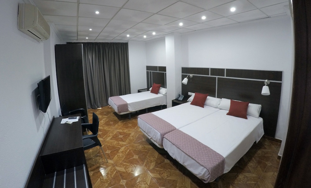 Hotel Sagunto 10/24