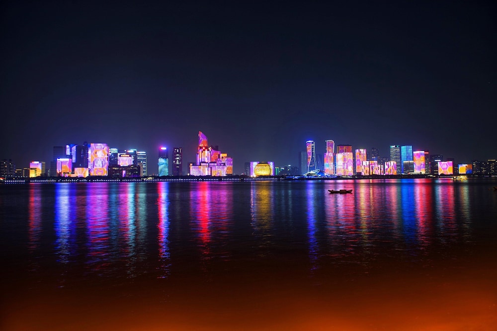 Voco Hangzhou Binjiang Minghao 40/48