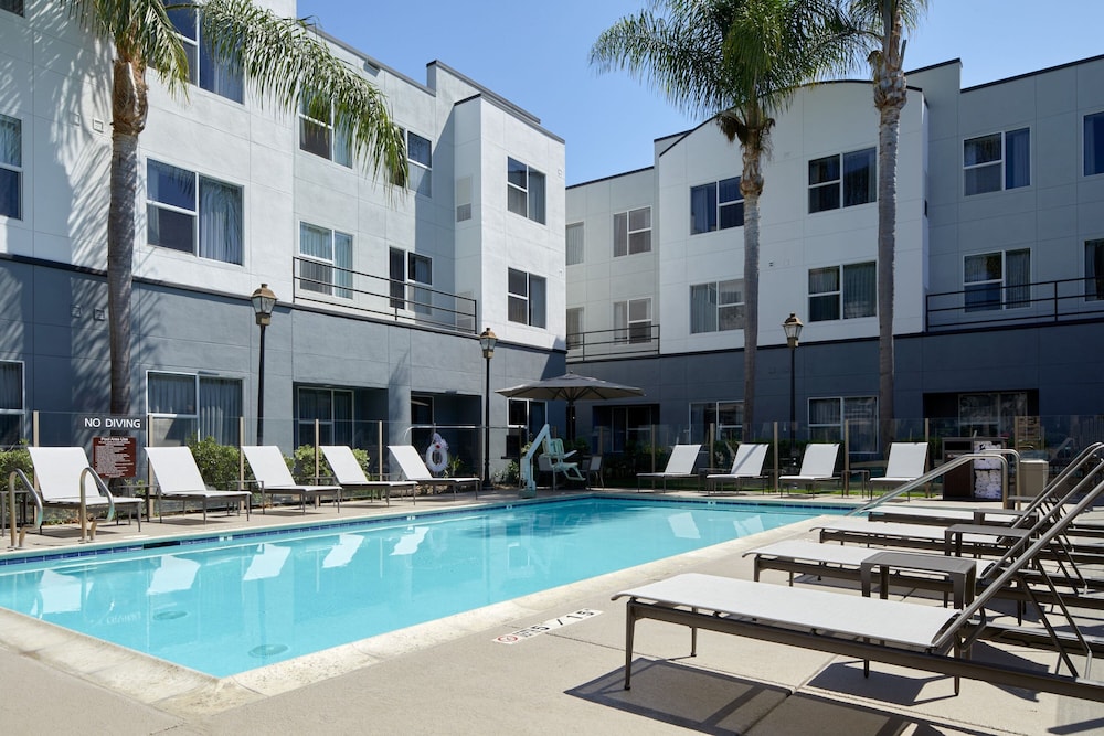 Residence Inn San Diego Carlsbad 38/50