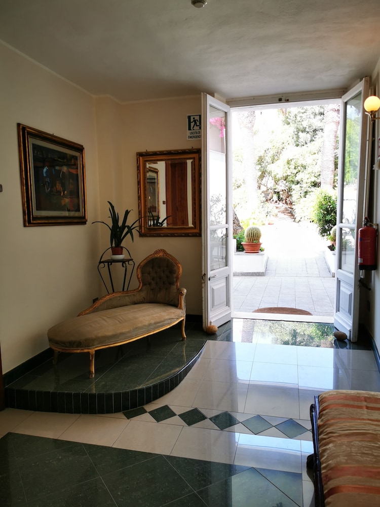 Hotel Hieracon 27/47