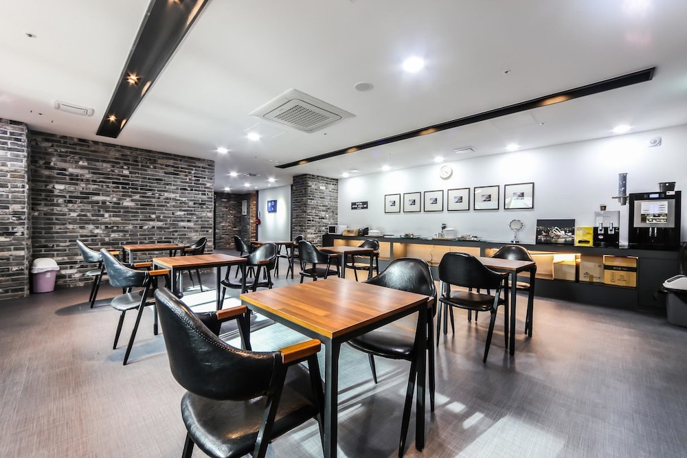 Seomyeon Brown-dot Hotel Gold Busan 38/50