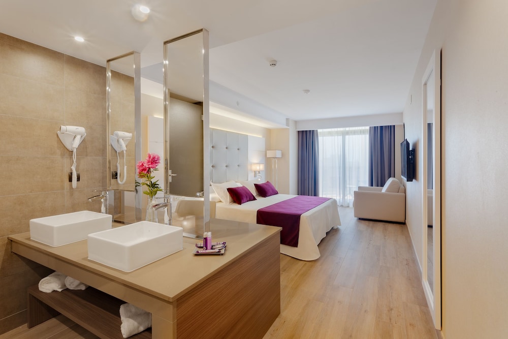 Beverly Park Hotel Spa 66/66