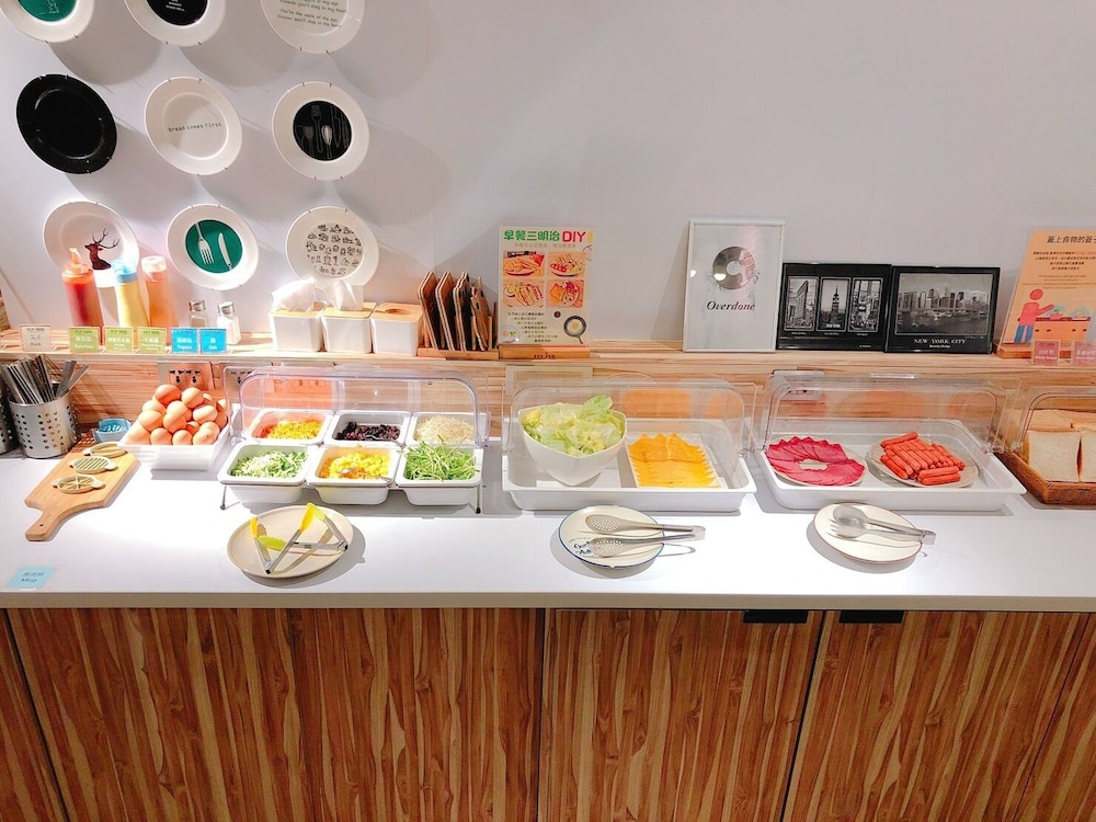Flyinn Hostel 6/50