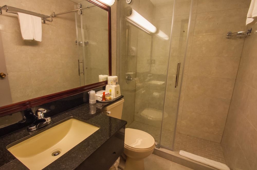 Best Western Airport Inn Calgary 8/30