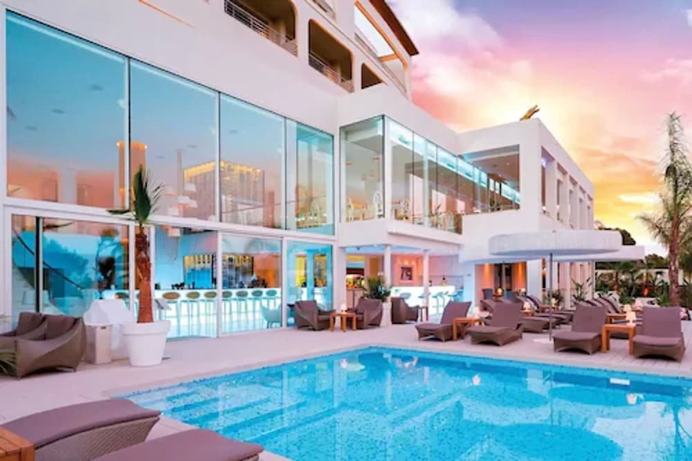 Portals Hills Boutique Hotel 3/65