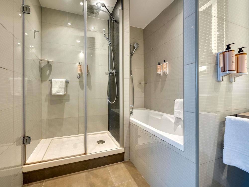 Hotel Mercure Paris 15 Porte De Versailles 63/63