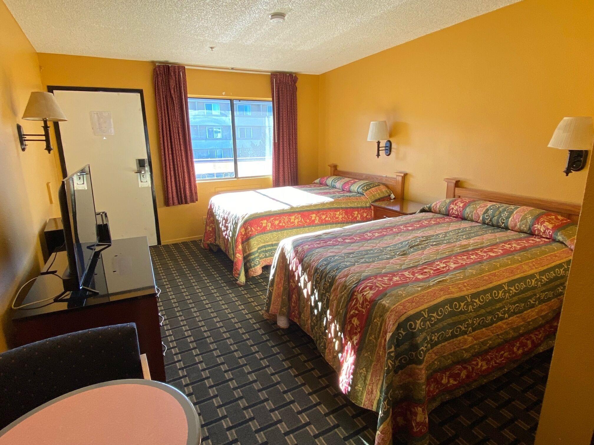 Star Inn Motel 8/13