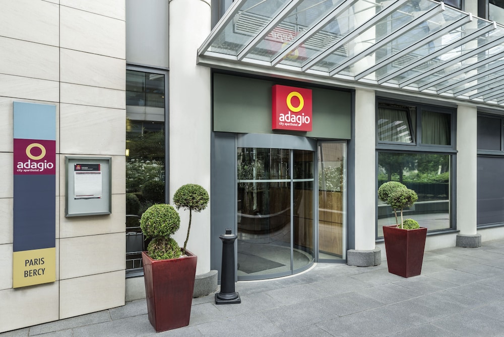 Aparthotel Adagio Paris Bercy Village in PARIS