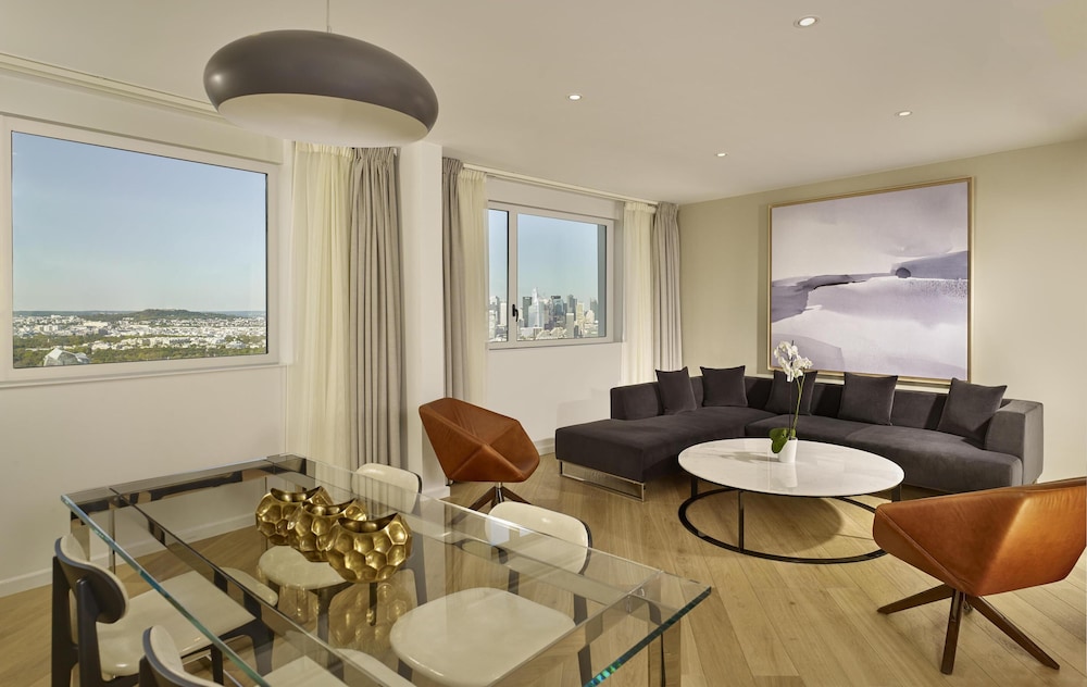 Hyatt Regency Paris Etoile Ex Concorde Lafayette 48/72
