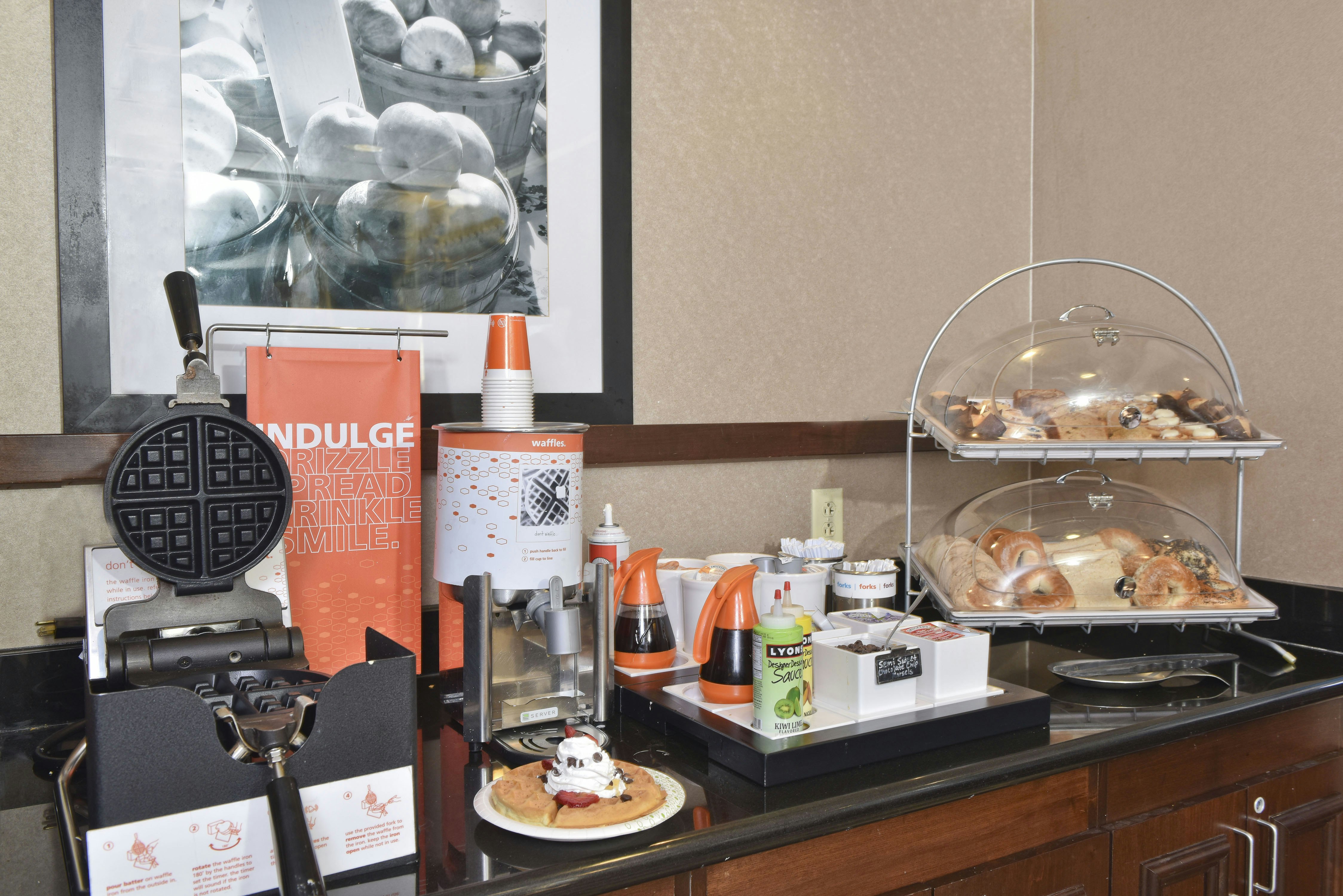 Hampton Inn & Suites Alexandria LA 24/47
