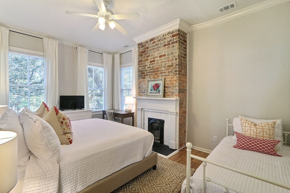 Gallery Stays - Parkside Manor 25/52