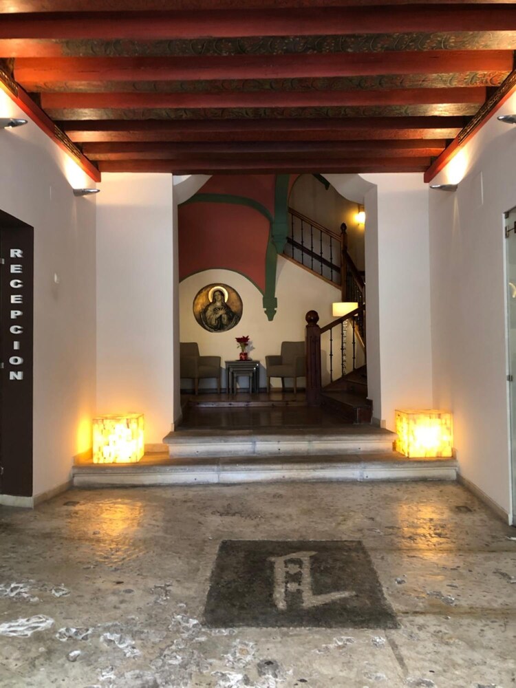 Hotel Convento del Giraldo 8/70