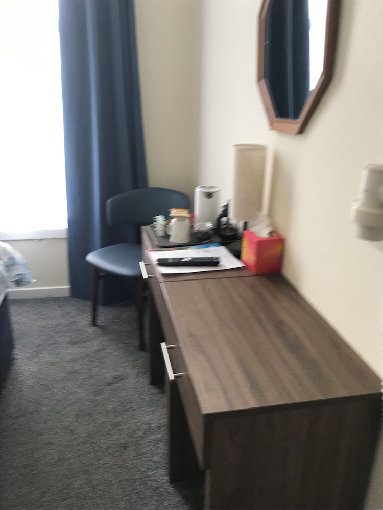Dorstan Guest House 61/72