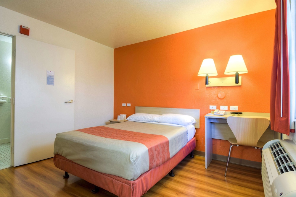 Motel6 San Dimas, CA - Los Angeles 21/46