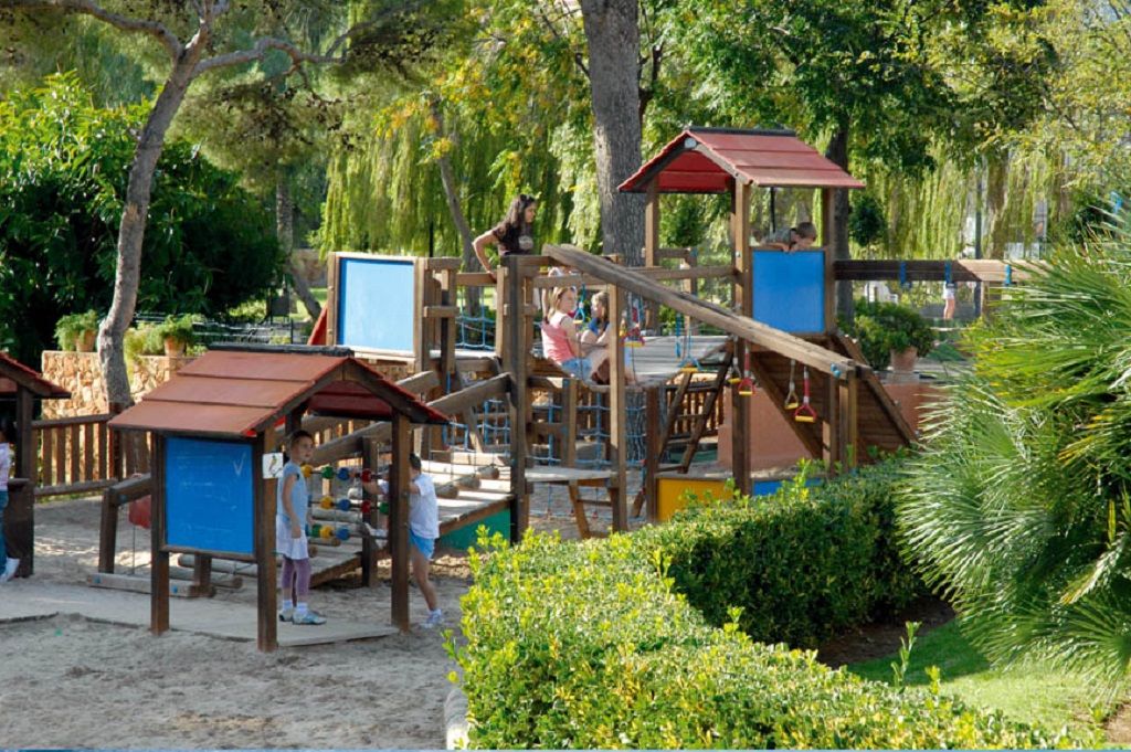 Beach Club Font de Sa Cala 17/27