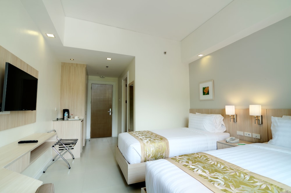 Zerenity Hotel Suites 8/28