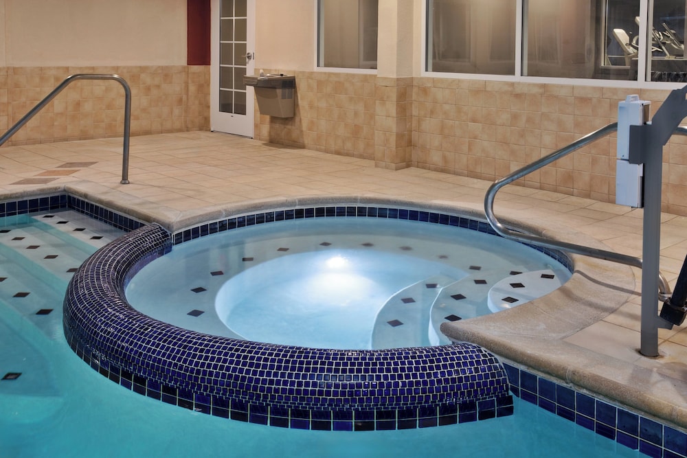 swimming pool spa