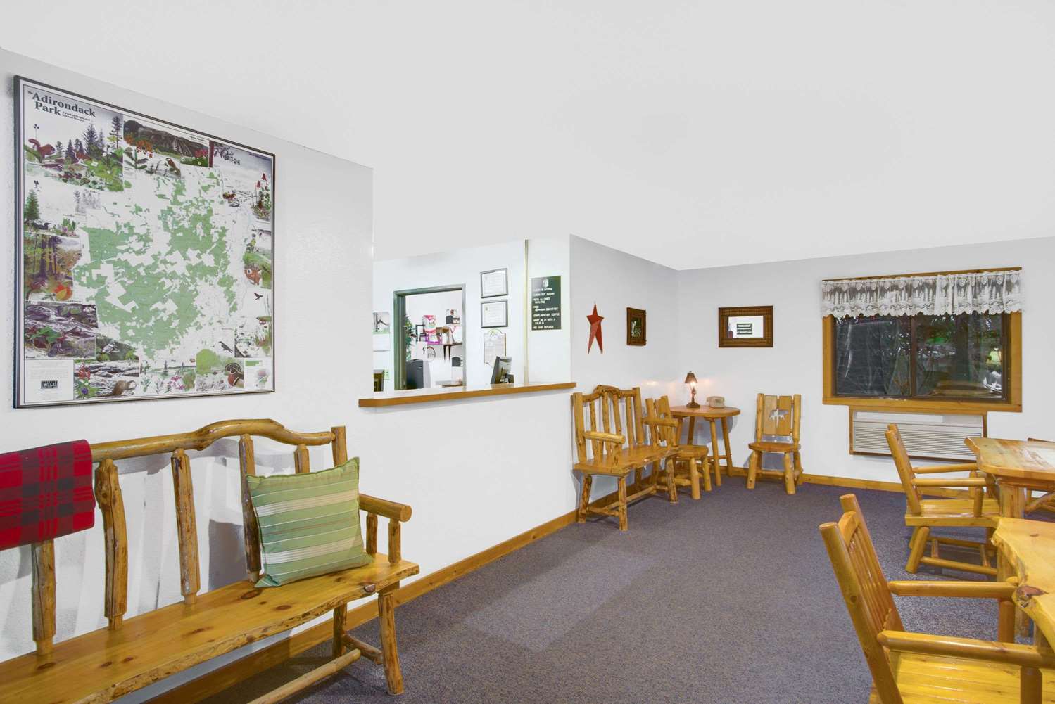 Super 8 by Wyndham Lake George/Warrensburg Area 13/19