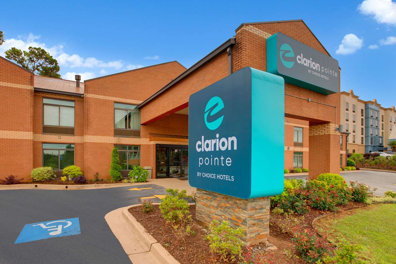 Clarion Pointe Atlanta Airport College Park 2/26