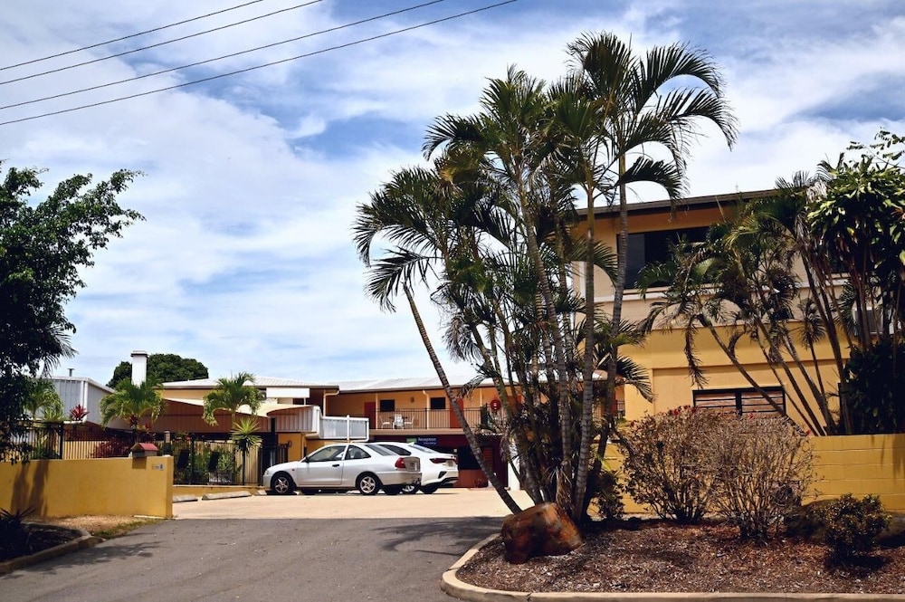 Summit Motel Townsville 27/37