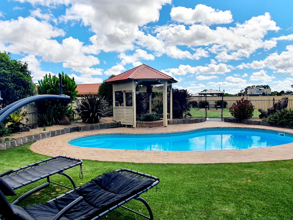 Werribee Park Motor Inn 7/63