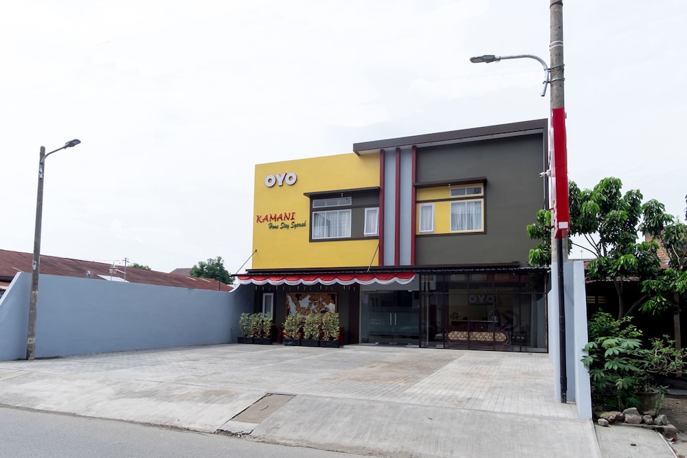 OYO 873 Kamani Homestay Syariah 15/17
