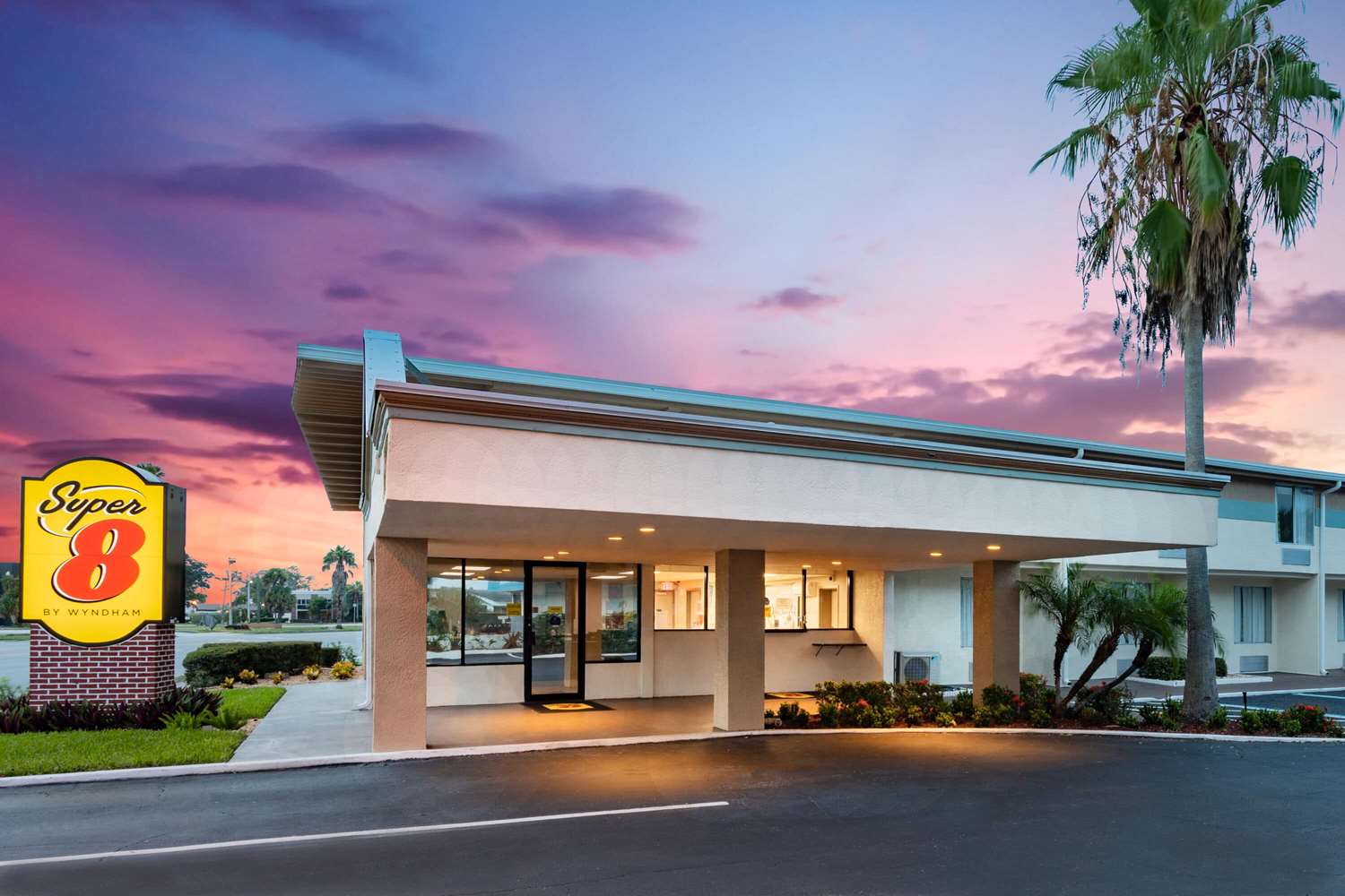 Super 8 By Wyndham Melbourne 2/43