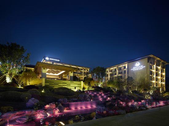 Minyoun Langzhong Ancient City Resort 5/30