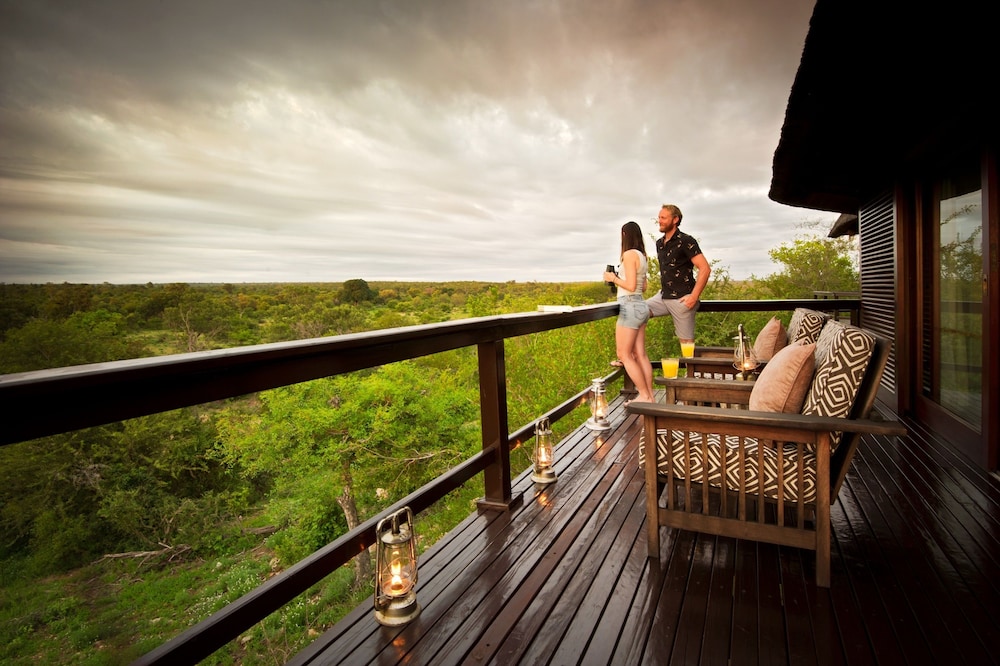 Makumu Private Game Lodge 49/50