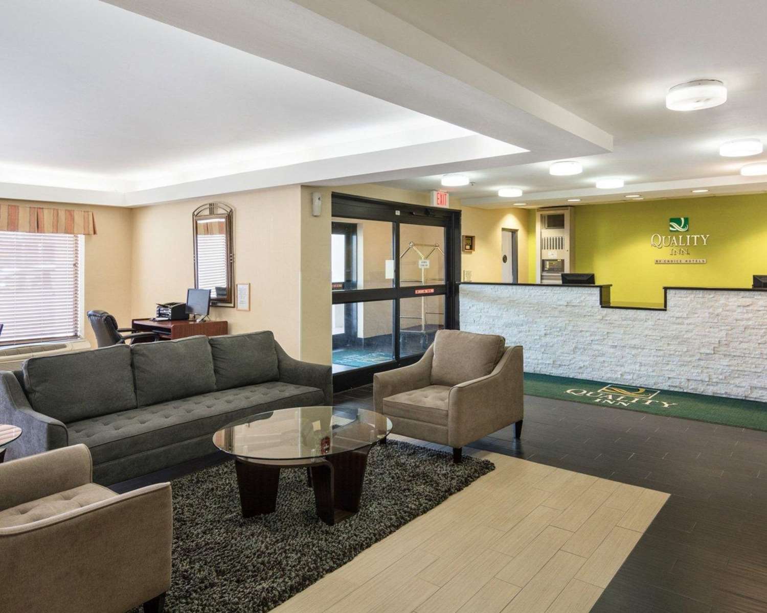 Quality Inn Richmond Airport 22/37