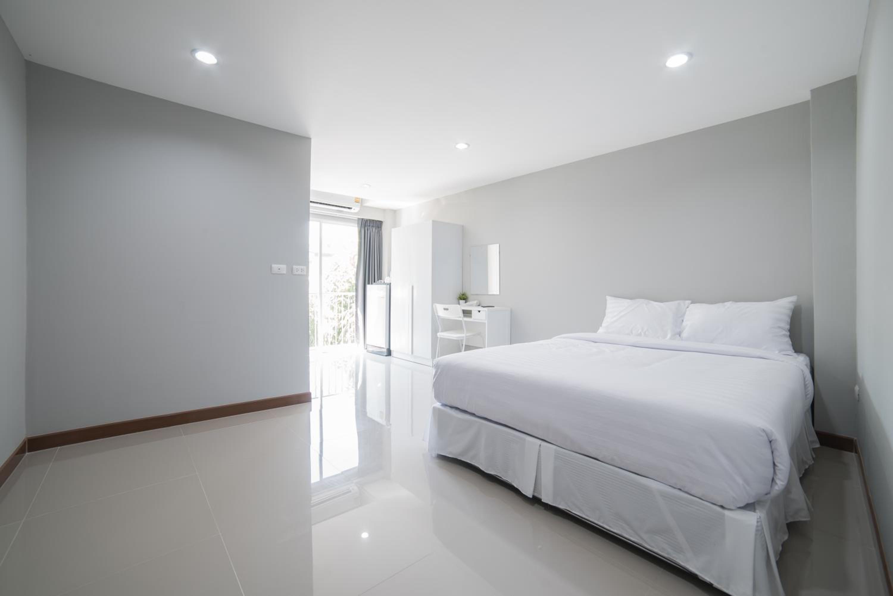 S44room 25/64