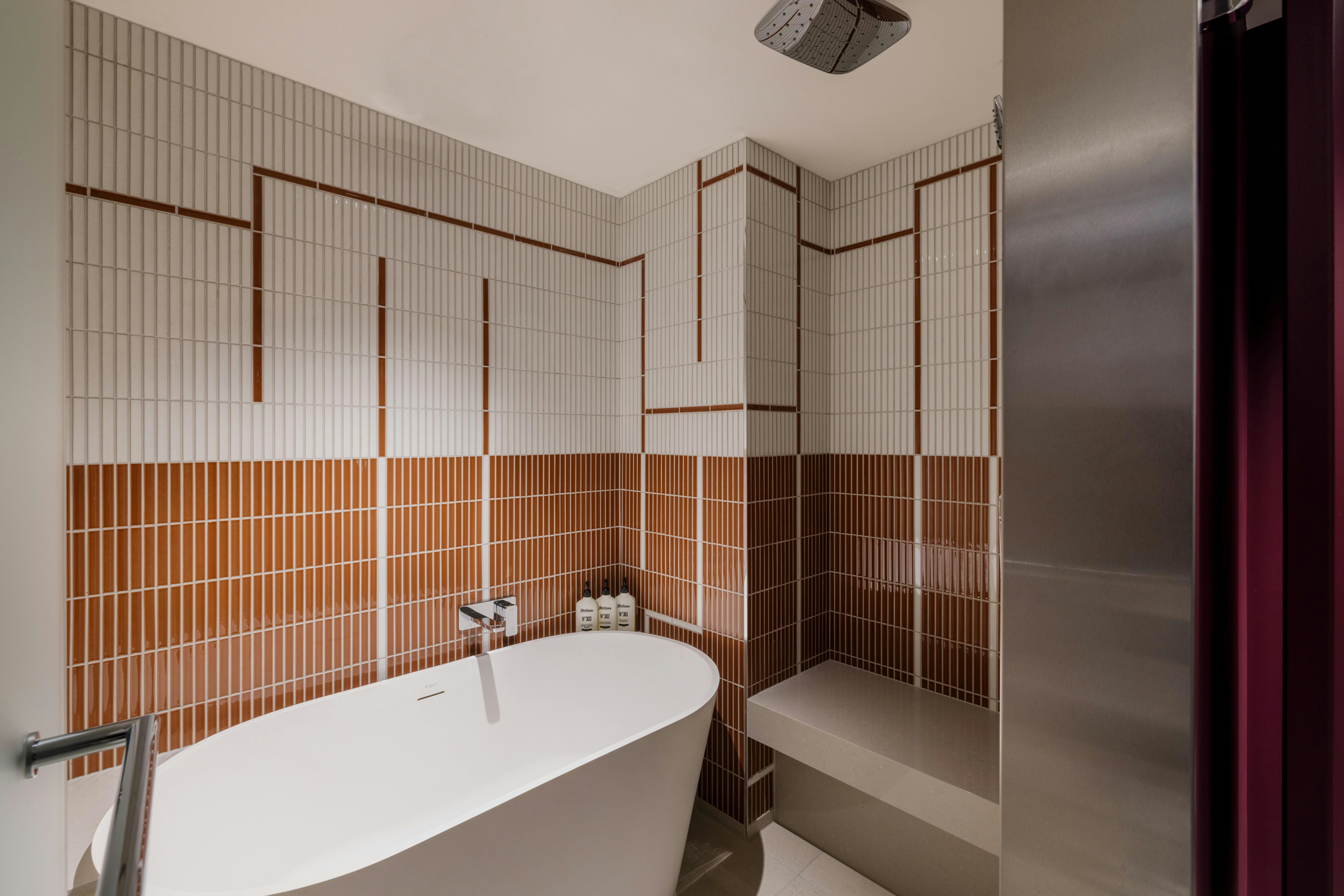 Hotel Indigo Brisbane City Centre, an IHG Hotel 78/80