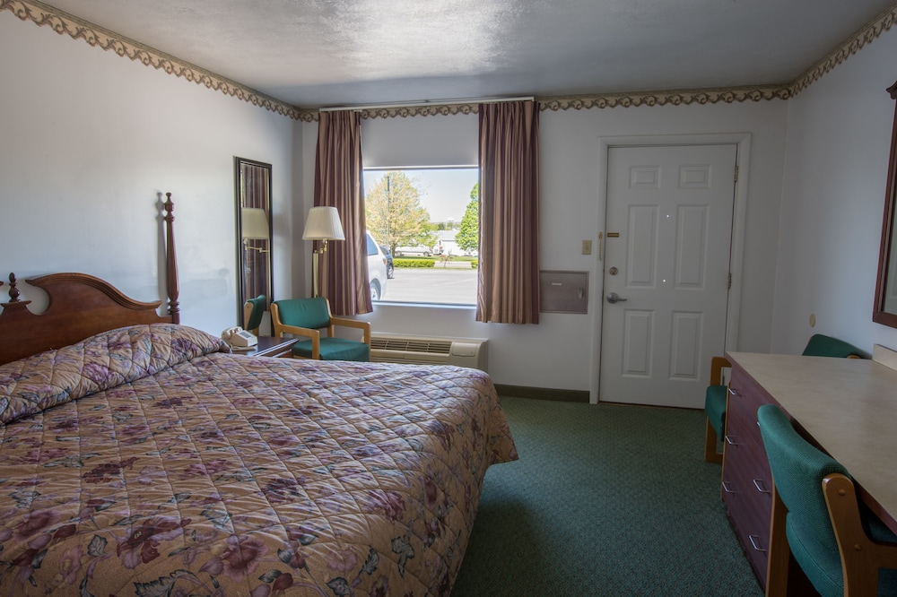 Nittany Budget Motel 13/34
