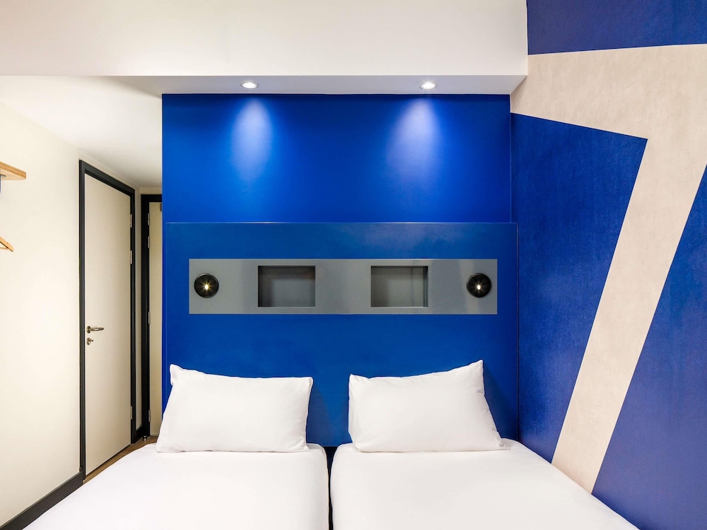 STANDARD, TWIN BEDS