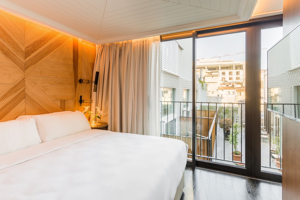 Standard Room H