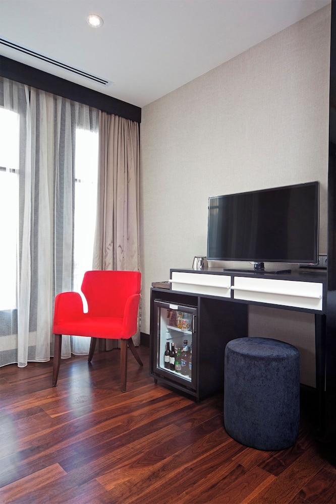 The Haze Hotel Karakoy 62/68