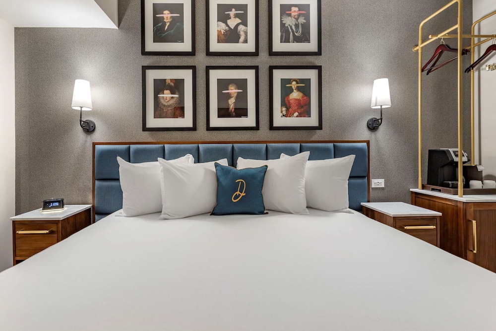 The Draper New York, Tapestry Collection by Hilton 19/66