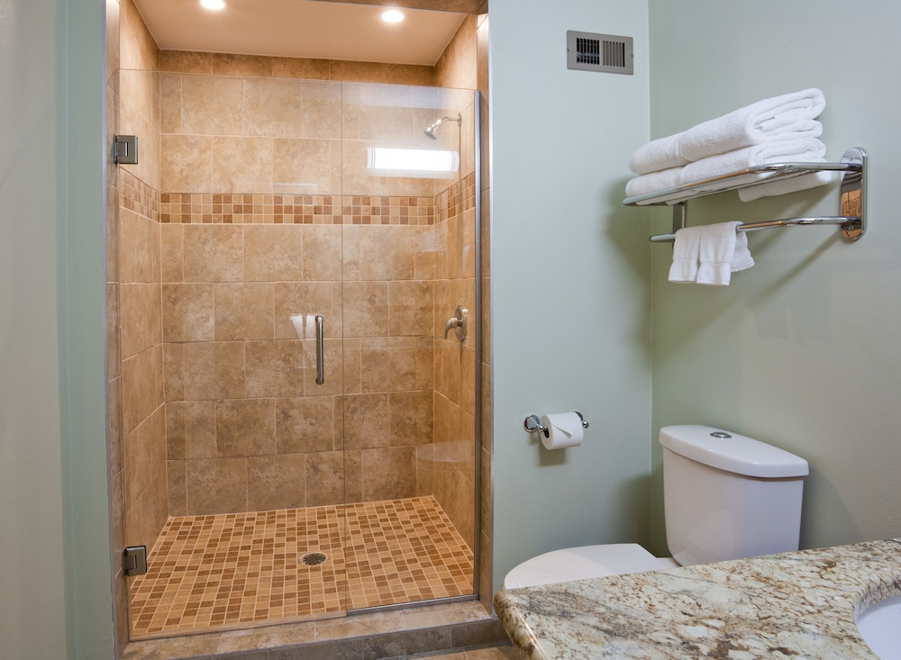 Fargo Inn and Suites 14/34