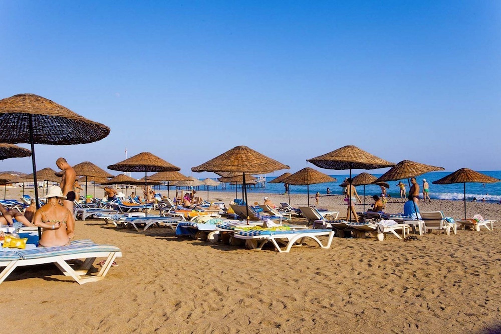 The Garden Beach Hotel 47/50