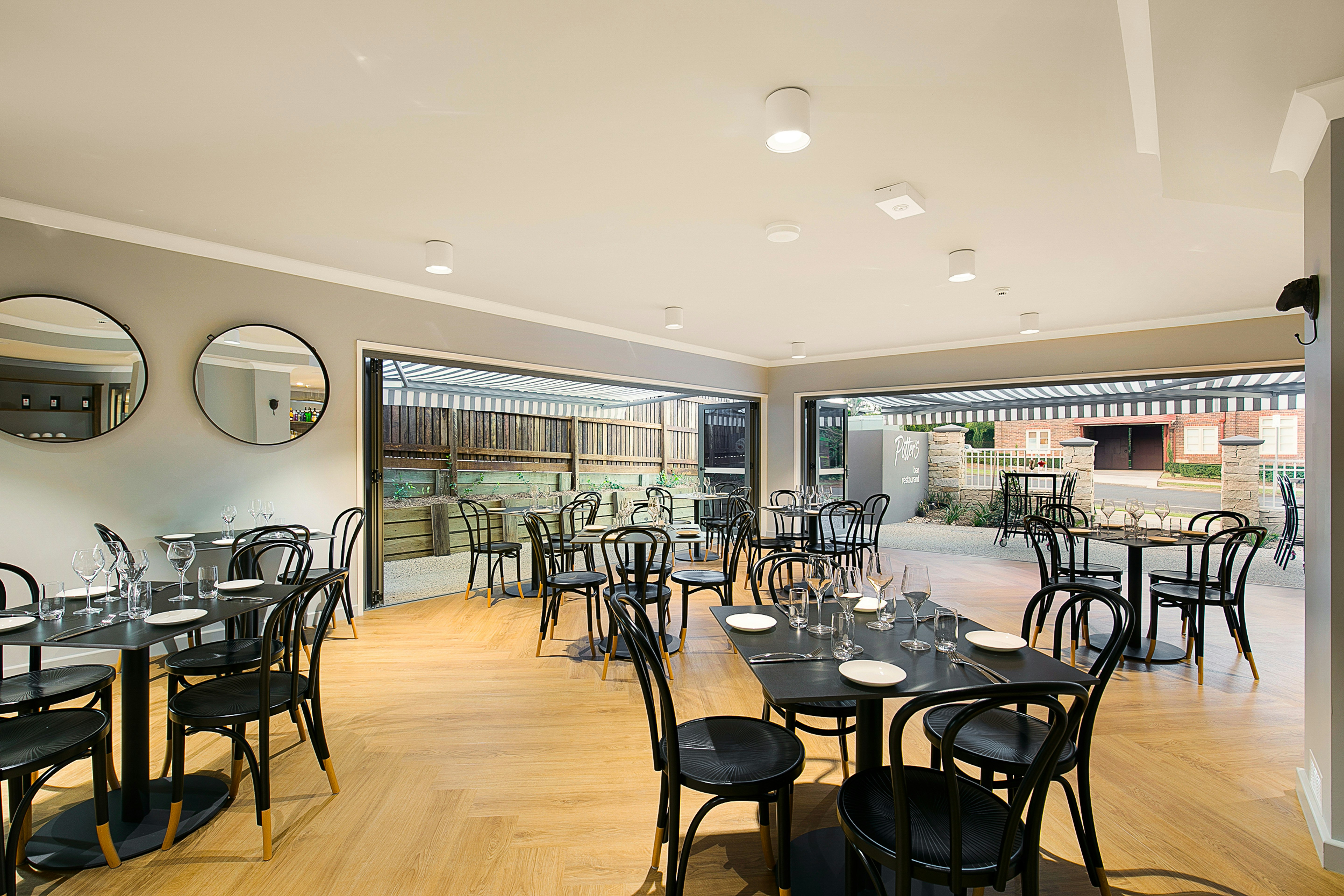 Potters Boutique Hotel 36/41