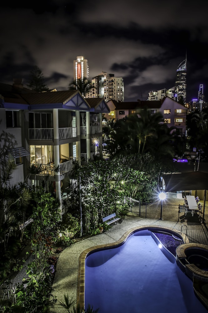 Surfers Beach Holiday Apartments 17/45