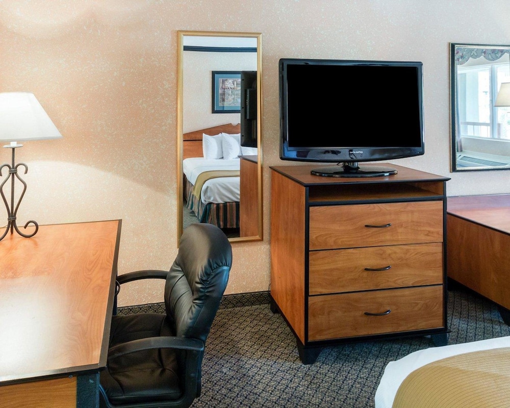 Quality Inn Suites Lufkin 29/34
