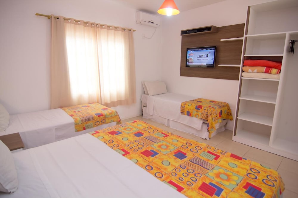 Hotel Acoriano 8/68
